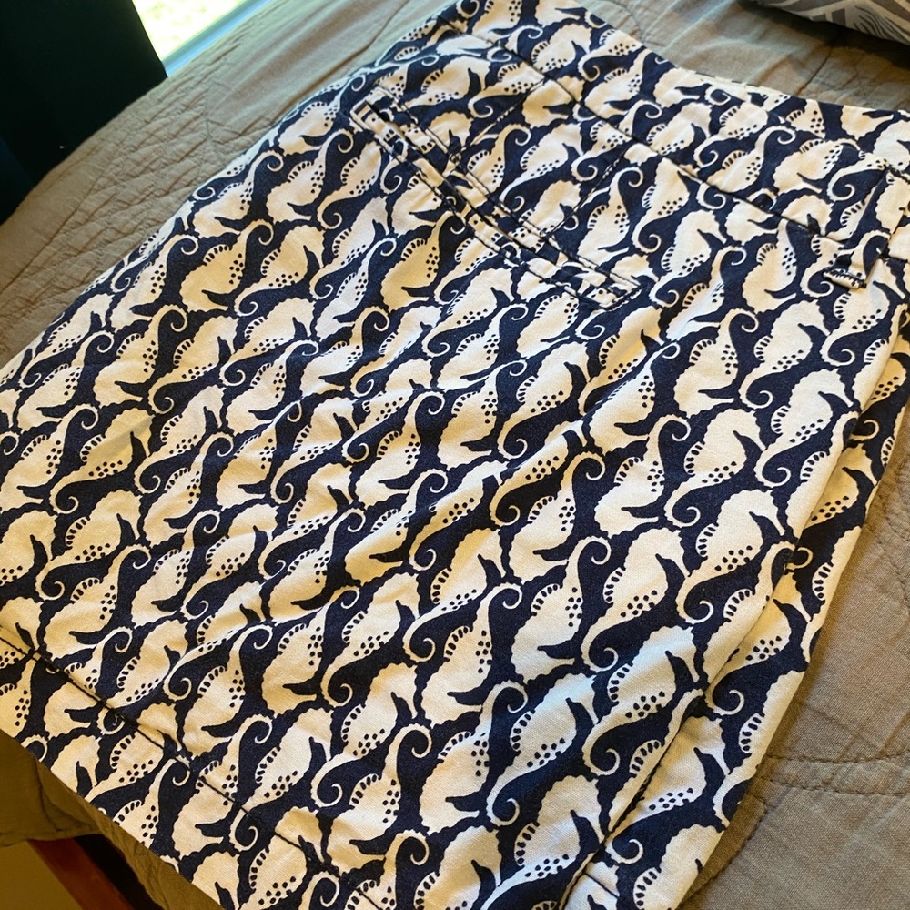 Seahorse shorts
